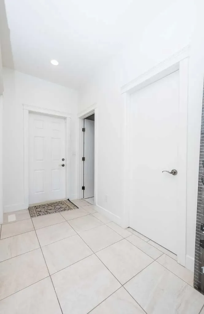 8649 118 Avenue Grande Prairie AB T8X 0H4