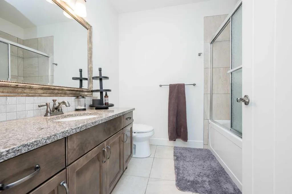 8649 118 Avenue Grande Prairie AB T8X 0H4