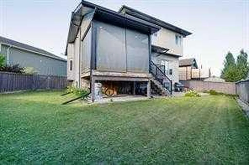 8649 118 Avenue Grande Prairie AB T8X 0H4
