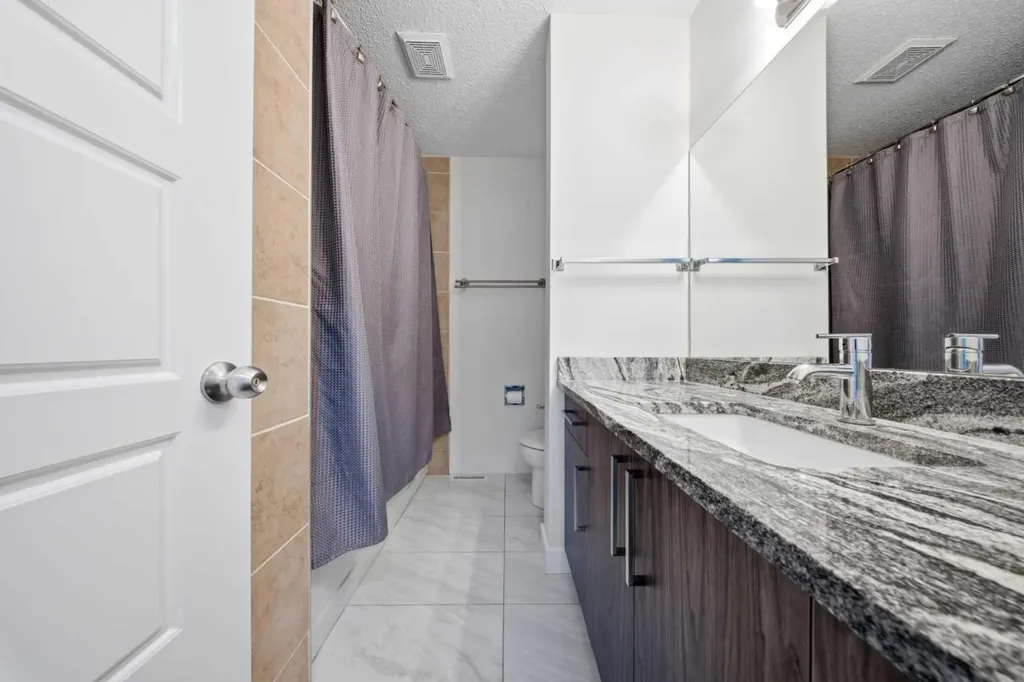 263 Doverview Crescent SE Calgary AB T2B1Y7