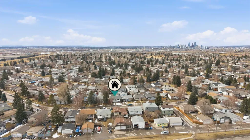 263 Doverview Crescent SE Calgary AB T2B1Y7