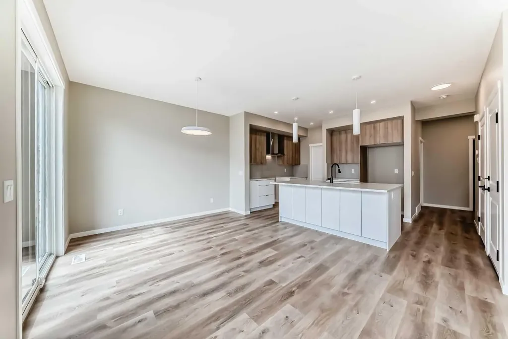 1085 Sawgrass Link NW Airdrie AB T4B5V2