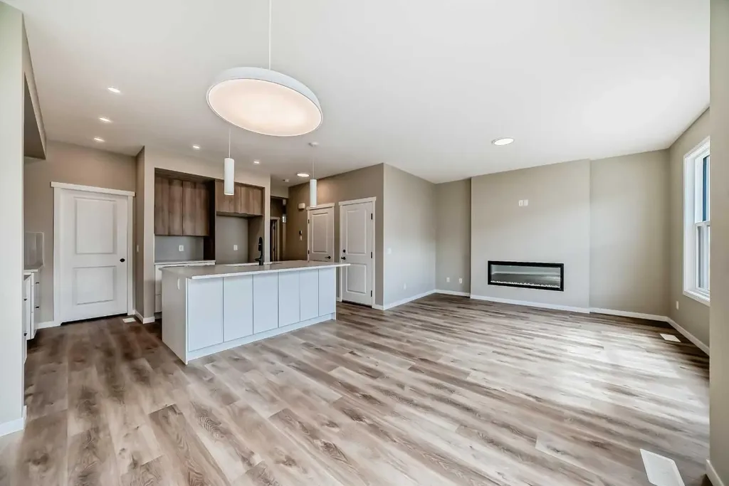 1085 Sawgrass Link NW Airdrie AB T4B5V2