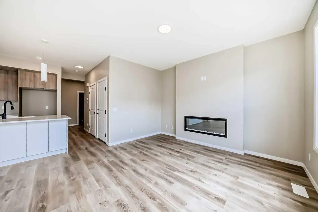 1085 Sawgrass Link NW Airdrie AB T4B5V2