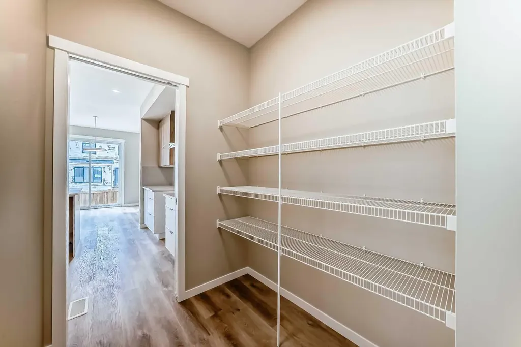 1085 Sawgrass Link NW Airdrie AB T4B5V2