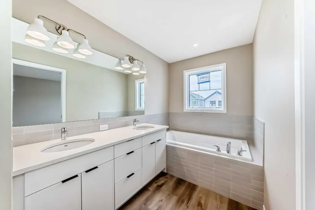 1085 Sawgrass Link NW Airdrie AB T4B5V2