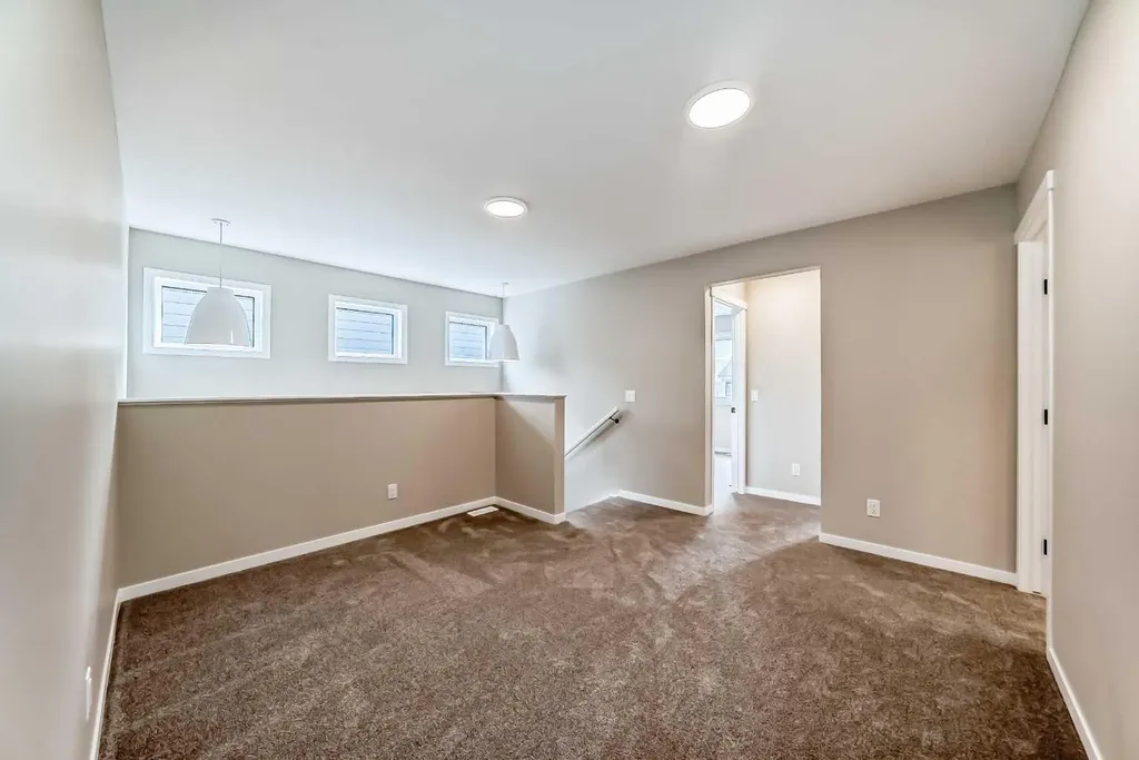 1085 Sawgrass Link NW Airdrie AB T4B5V2