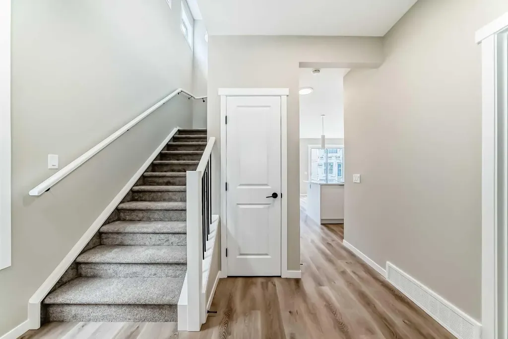 1085 Sawgrass Link NW Airdrie AB T4B5V2