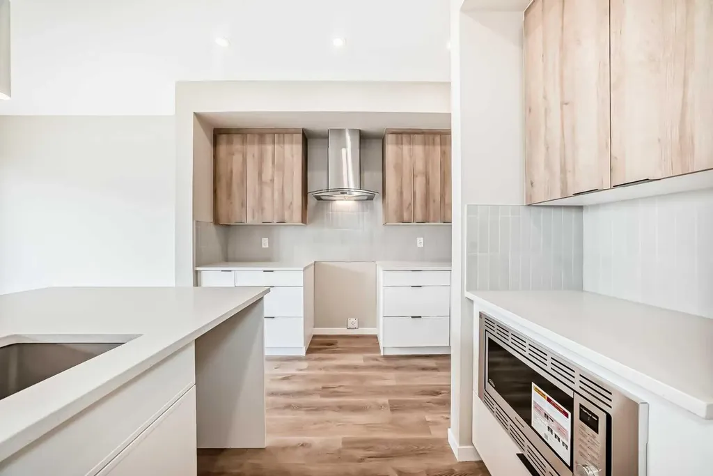 1085 Sawgrass Link NW Airdrie AB T4B5V2