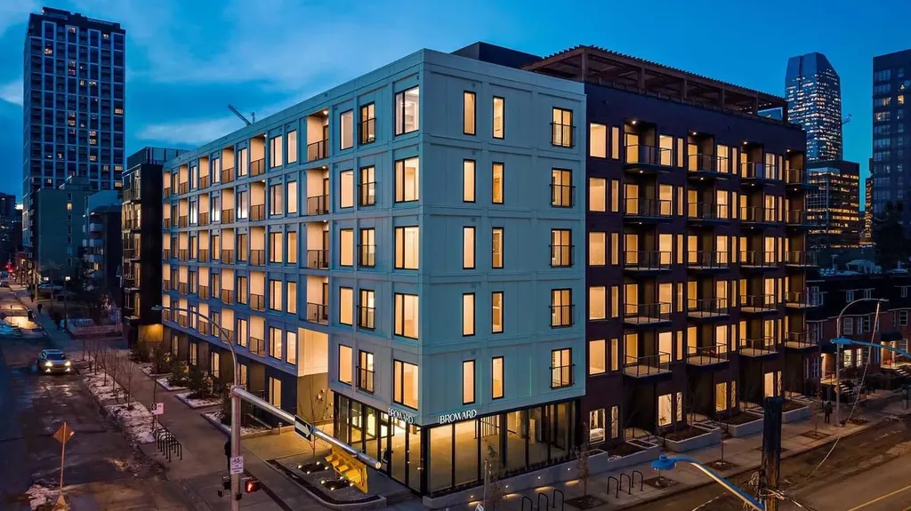 310 15 Avenue SW Calgary AB T2R 1S9