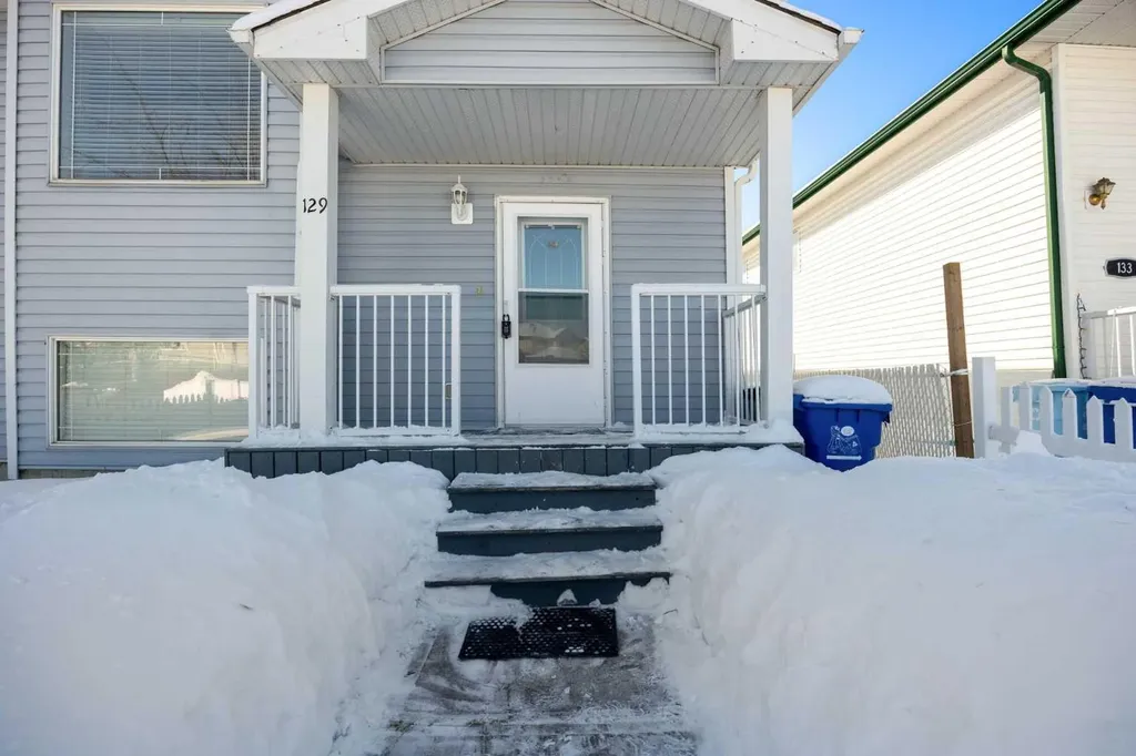 129 Lightbown Way Fort Mcmurray AB T9K 2R1