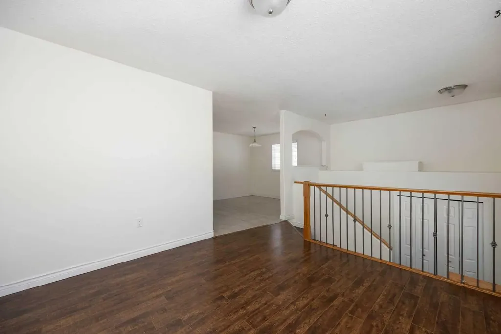 129 Lightbown Way Fort Mcmurray AB T9K 2R1