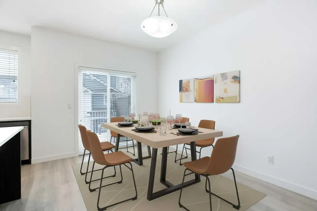 438 Copperstone Manor SE Calgary AB T2Z 5G4