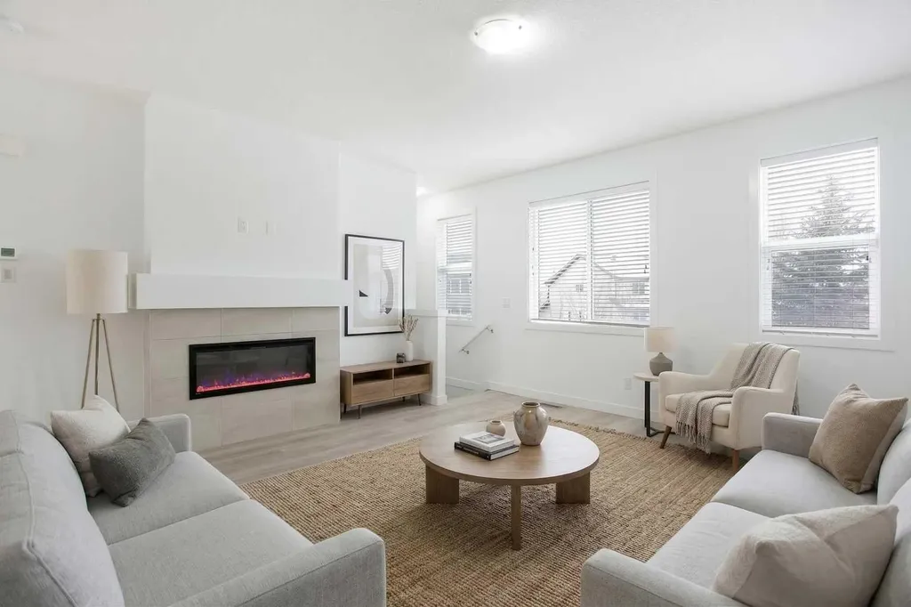 438 Copperstone Manor SE Calgary AB T2Z 5G4