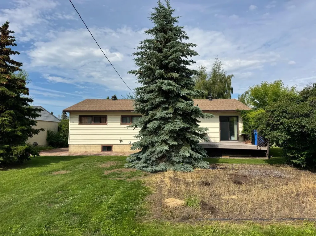 10317 114 Street Fairview AB T0H 1L0
