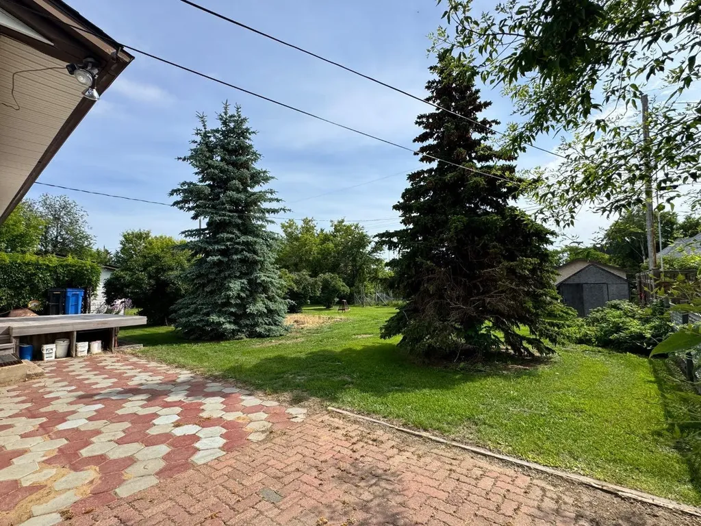 10317 114 Street Fairview AB T0H 1L0