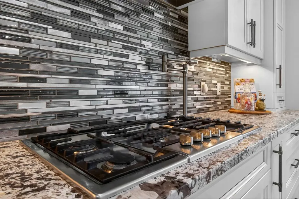 264 Stonemere Close Chestermere AB t1x0c5