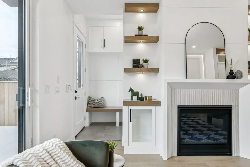 525 32 Street NW Calgary AB T2N 2V8