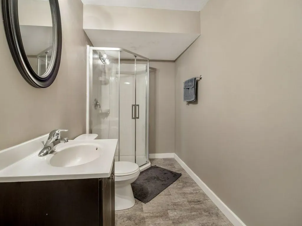 221 Silkstone Road W Lethbridge AB T1J 4J9