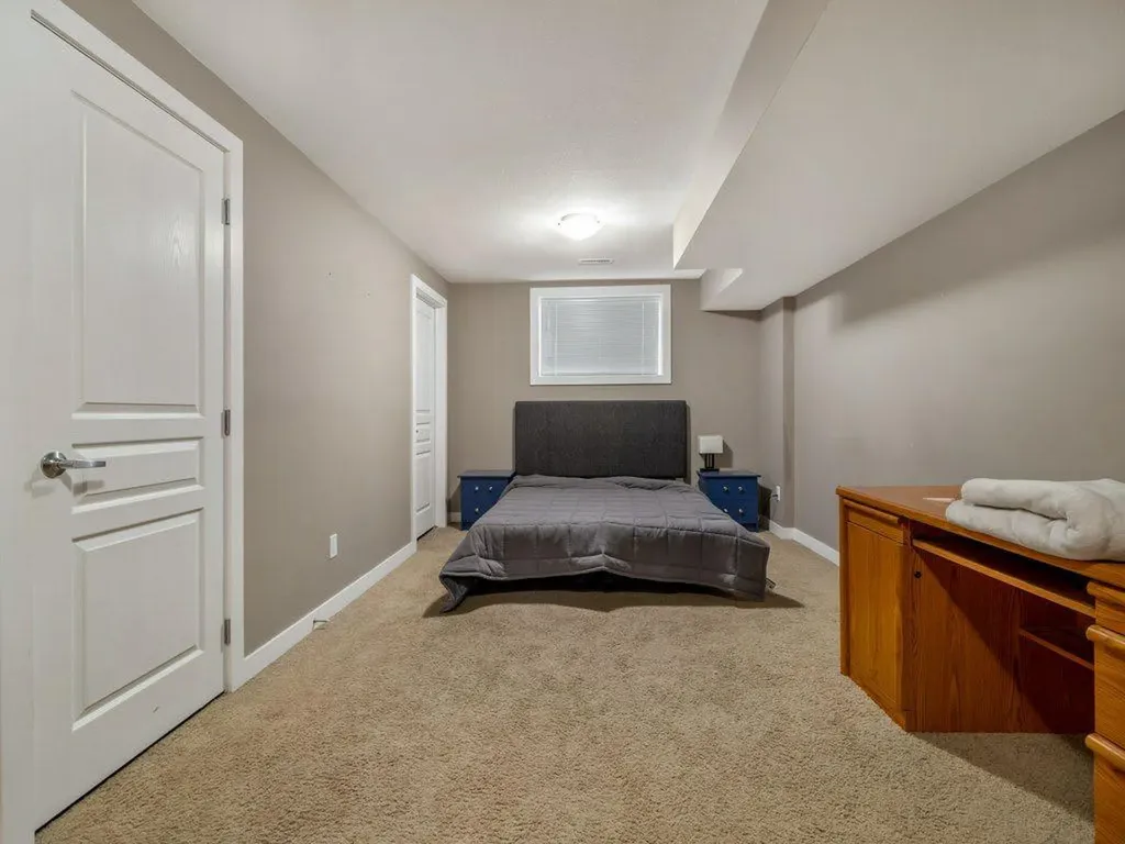 221 Silkstone Road W Lethbridge AB T1J 4J9
