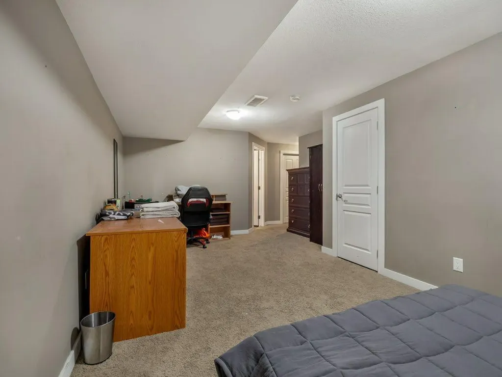 221 Silkstone Road W Lethbridge AB T1J 4J9