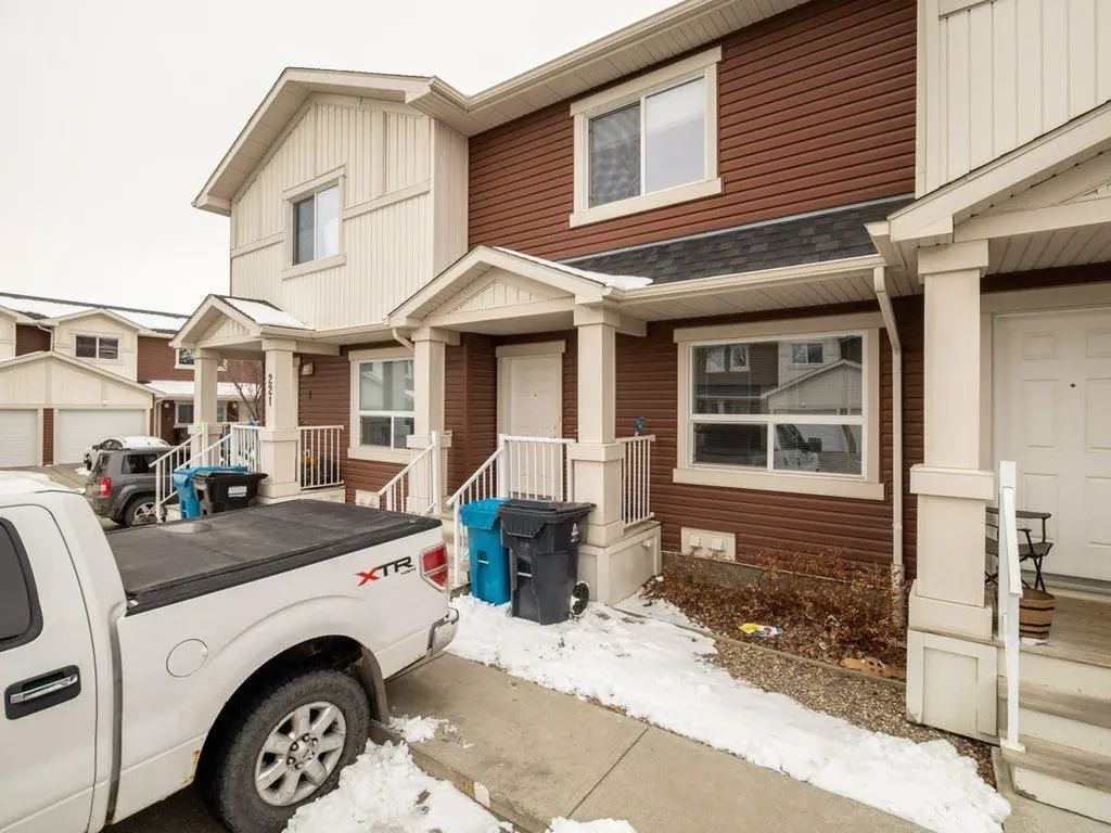 221 Silkstone Road W Lethbridge AB T1J 4J9