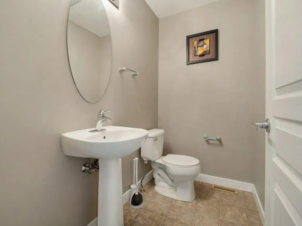 221 Silkstone Road W Lethbridge AB T1J 4J9