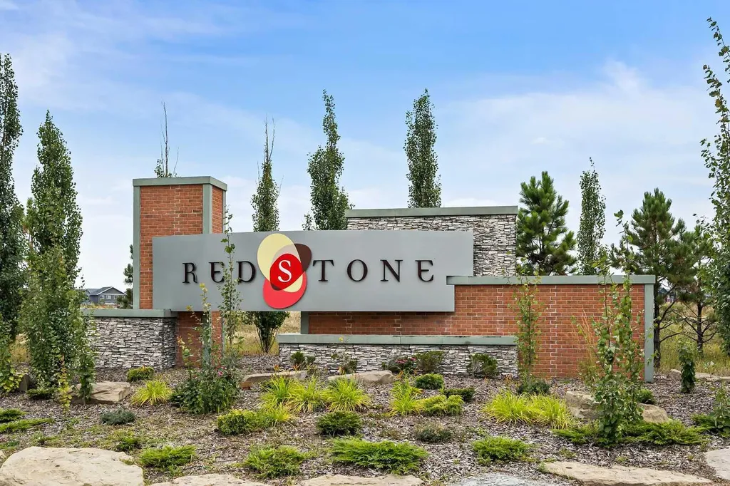 132 Red Embers Link NE Calgary AB T3N 2X8