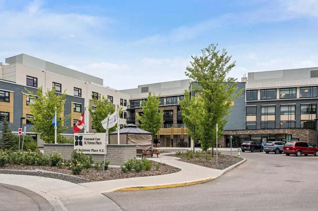 132 Red Embers Link NE Calgary AB T3N 2X8