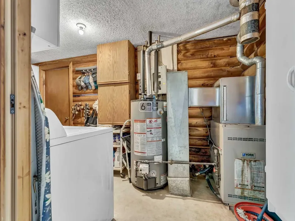 12228 Range Road 64 Rural Cypress County AB T1A7G5