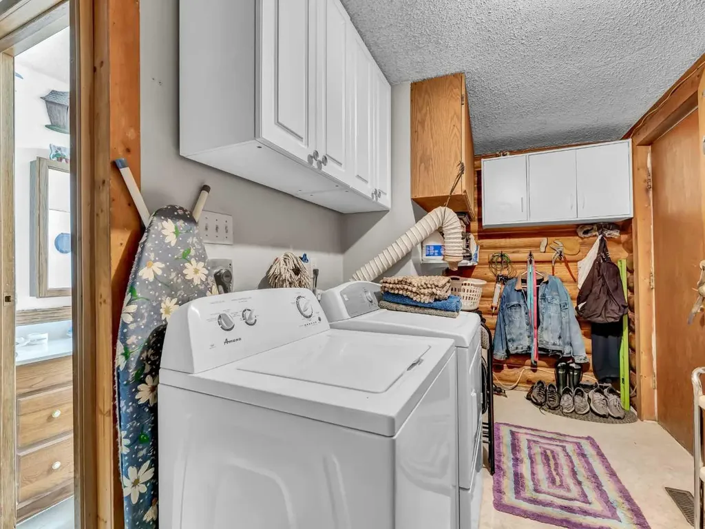 12228 Range Road 64 Rural Cypress County AB T1A7G5