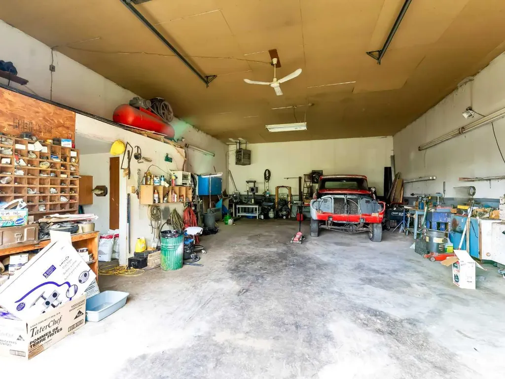 12228 Range Road 64 Rural Cypress County AB T1A7G5