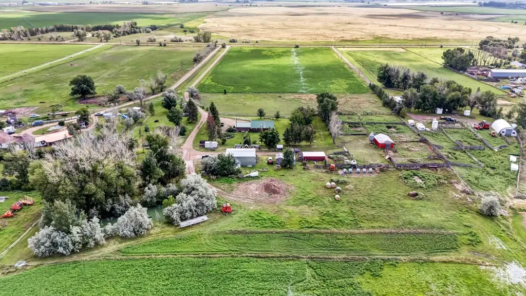 12228 Range Road 64 Rural Cypress County AB T1A7G5