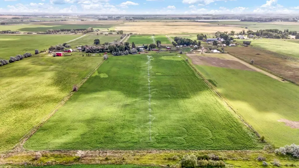 12228 Range Road 64 Rural Cypress County AB T1A7G5