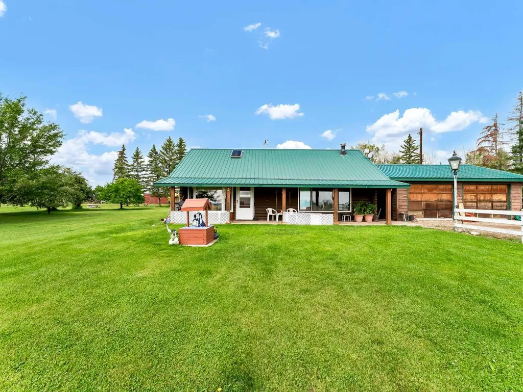 12228 Range Road 64 Rural Cypress County AB T1A7G5