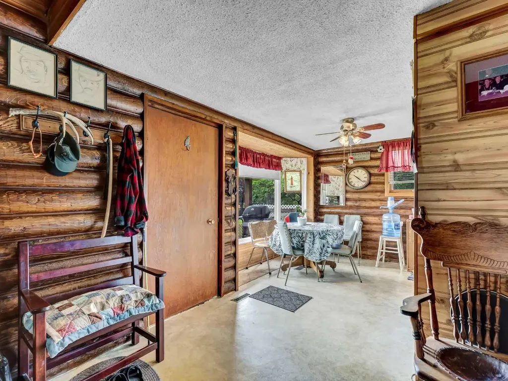 12228 Range Road 64 Rural Cypress County AB T1A7G5