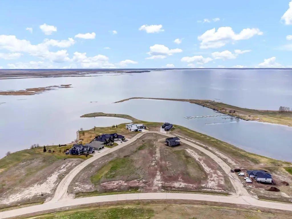 Lot 25 Kingfisher Estates Drive Lake Newell Resort AB T1R 0X5