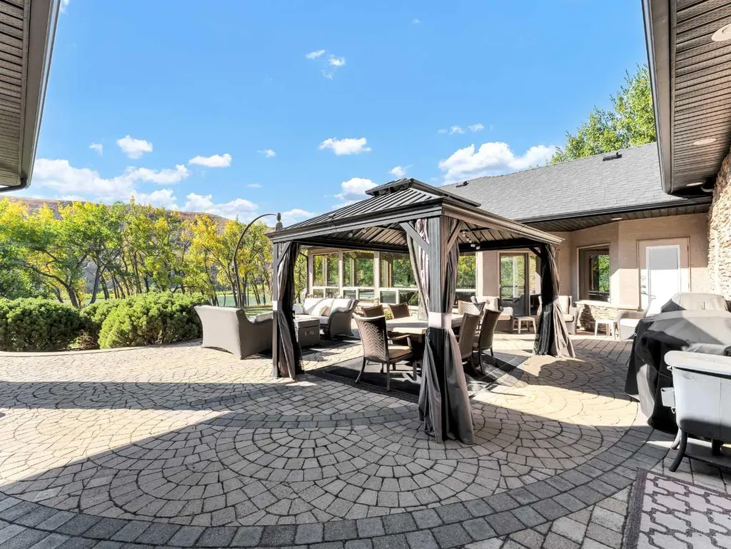 29 Sunvalley Court SW Rural Cypress County AB T0J 2P0