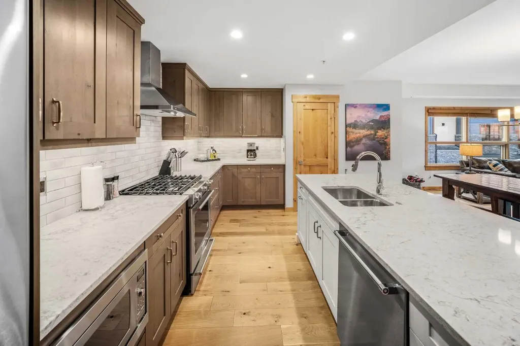 905 Spring Creek Drive Canmore AB T1W 0L9