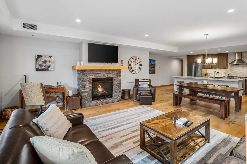 905 Spring Creek Drive Canmore AB T1W 0L9