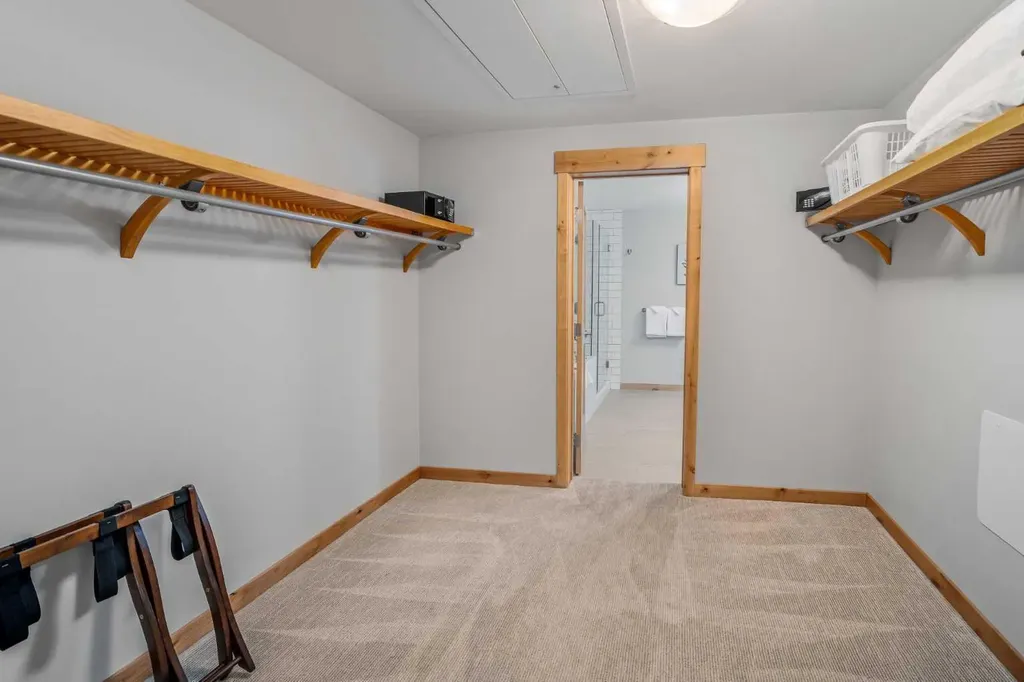 905 Spring Creek Drive Canmore AB T1W 0L9
