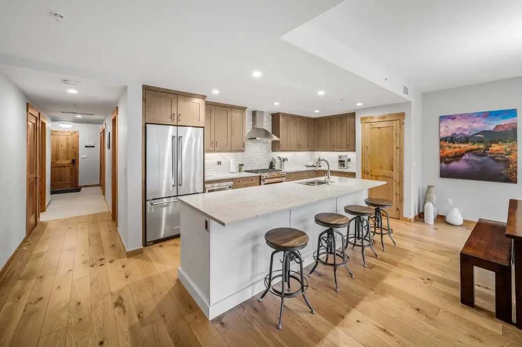 905 Spring Creek Drive Canmore AB T1W 0L9