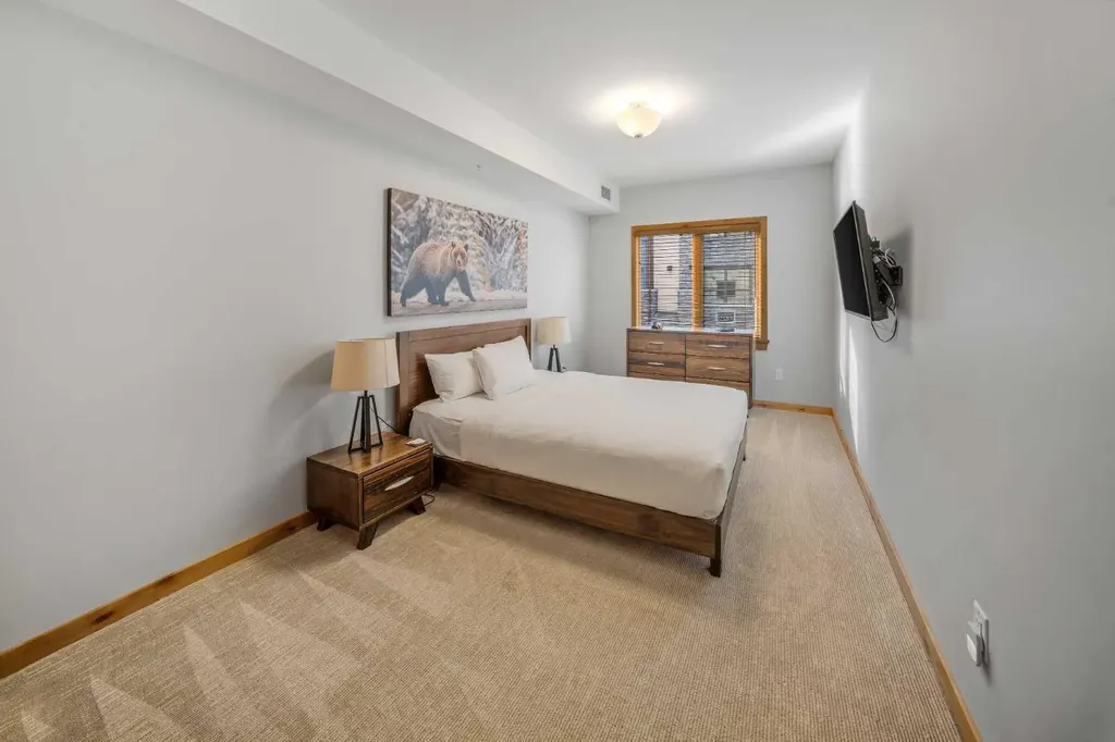 905 Spring Creek Drive Canmore AB T1W 0L9