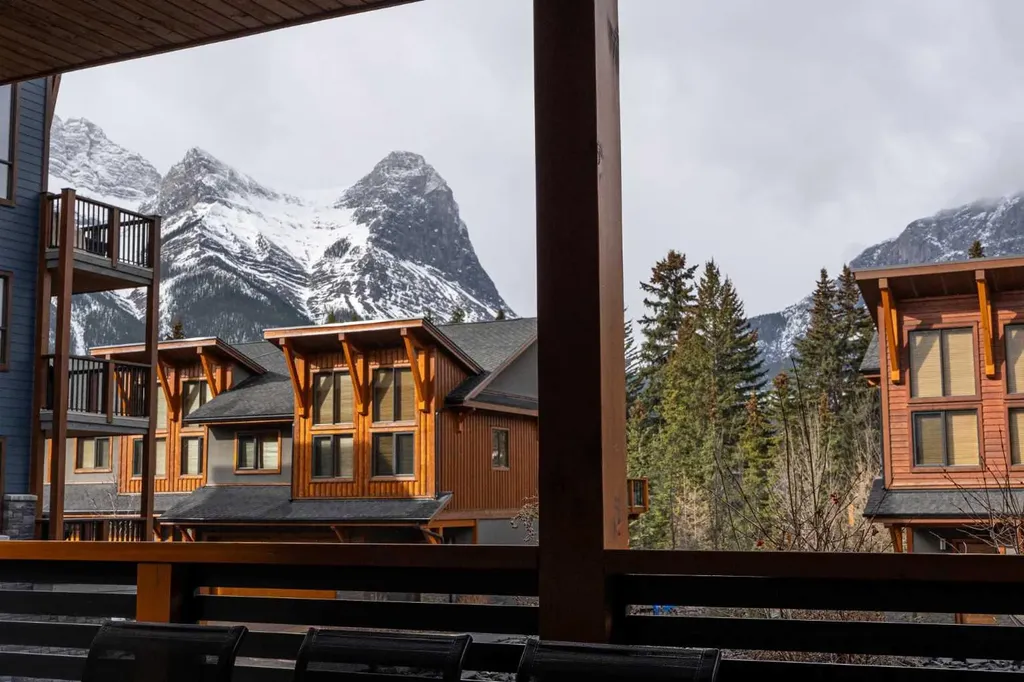 905 Spring Creek Drive Canmore AB T1W 0L9