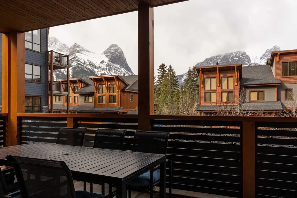 905 Spring Creek Drive Canmore AB T1W 0L9