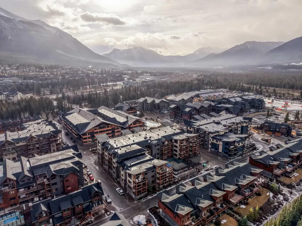 905 Spring Creek Drive Canmore AB T1W 0L9