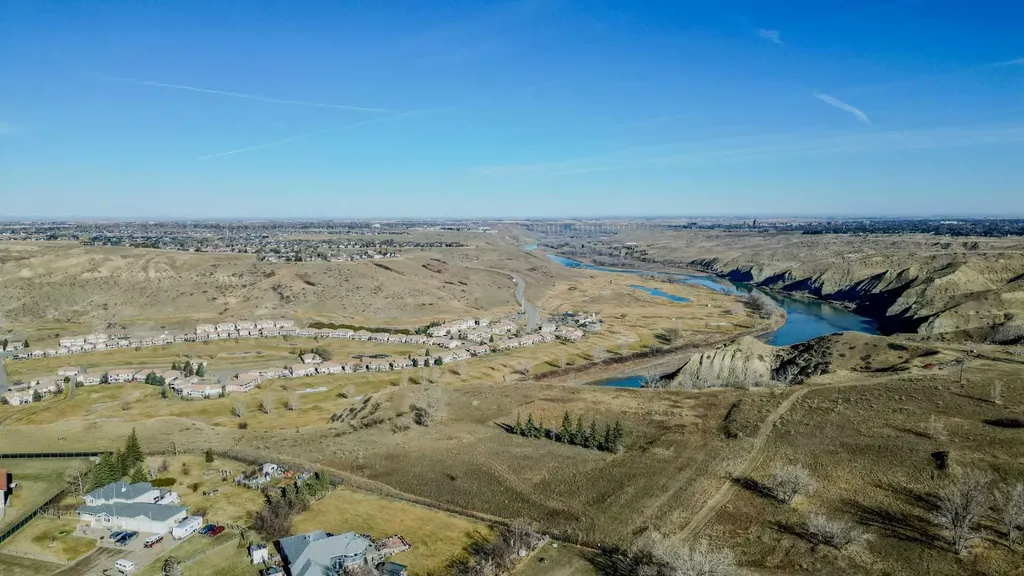 5 Acres Rural Lethbridge County AB T1K 8G5