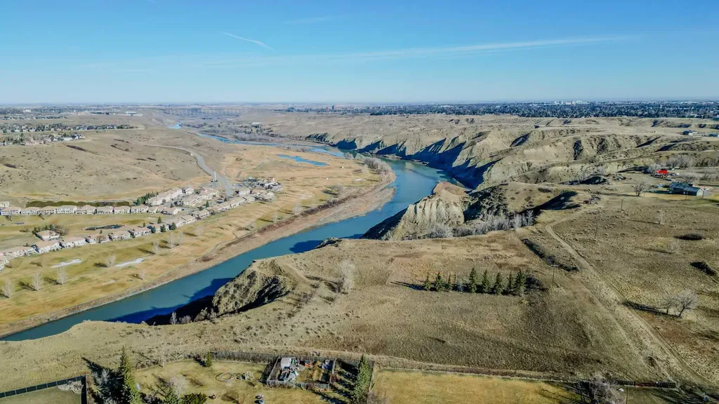 5 Acres Rural Lethbridge County AB T1K 8G5