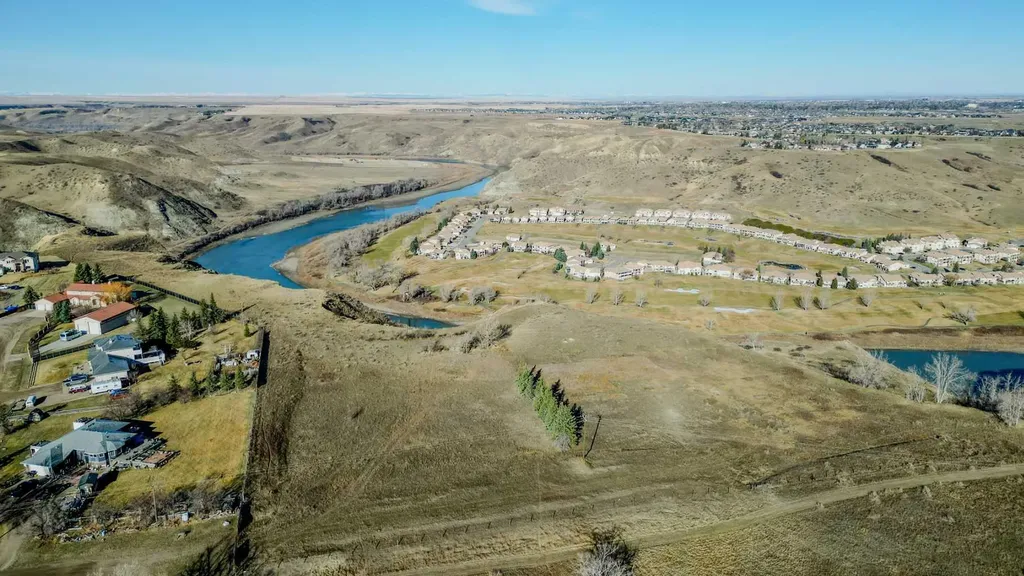 5 Acres Rural Lethbridge County AB T1K 8G5