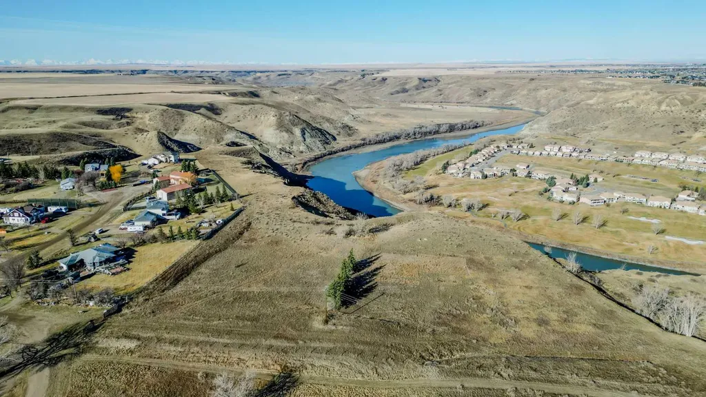 5 Acres Rural Lethbridge County AB T1K 8G5